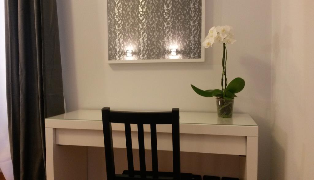 Lch-Lateran Charming House Appartement Rome Kamer foto