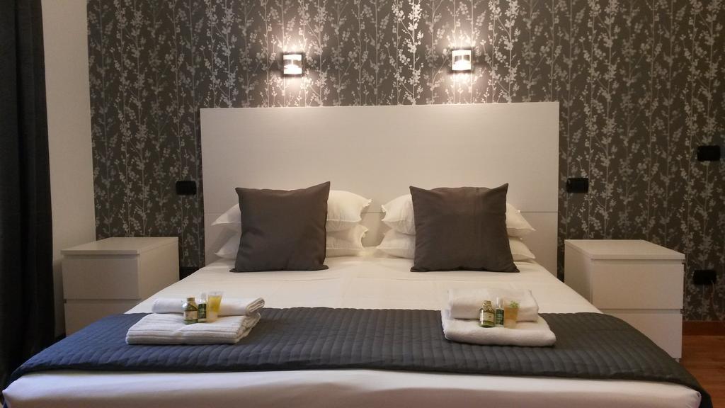 Lch-Lateran Charming House Appartement Rome Kamer foto
