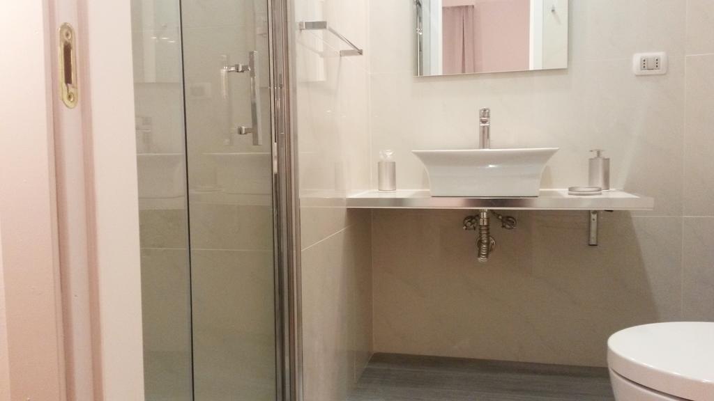 Lch-Lateran Charming House Appartement Rome Kamer foto