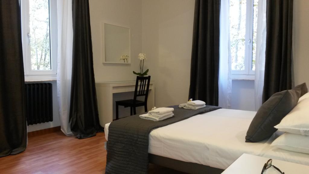 Lch-Lateran Charming House Appartement Rome Kamer foto
