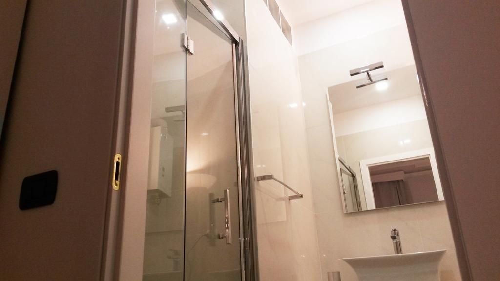Lch-Lateran Charming House Appartement Rome Kamer foto